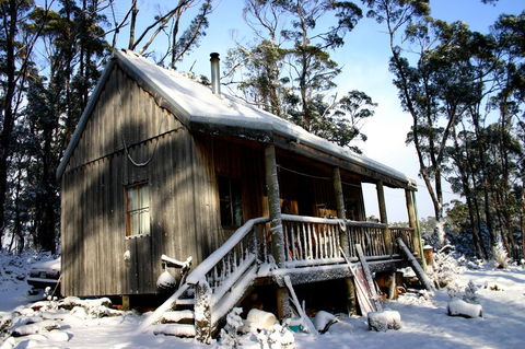Cradle Mountain Love Shack - SA Accommodation 9