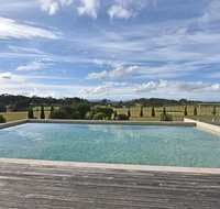 Noble Willow Estate Lovedale. Super Spacious with views and pool - SA Accommodation