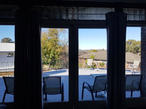 Orange Grove Hotel - SA Accommodation 2