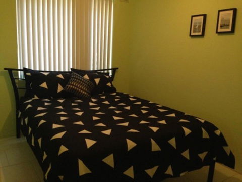 Pacific Court 4 - SA Accommodation 1