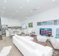 Parramatta jewel - SA Accommodation
