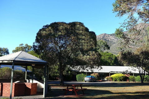 Pinnacle Holiday Lodge - SA Accommodation 2