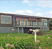 Prime Position - across from seven mile beach - SA Accommodation