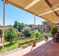 Quiet and spacious living close to all attractions - SA Accommodation