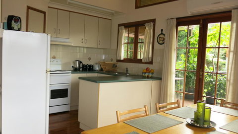 Ravensbourne Escape - Cedar Lodge - SA Accommodation 1