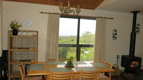 Ravensbourne Escape - Cedar Lodge - SA Accommodation 2