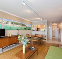 Riverside Arthouse - SA Accommodation