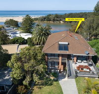 Seven Smiles - riverside location and ocean views - SA Accommodation