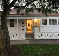 Signature on Gunn - SA Accommodation