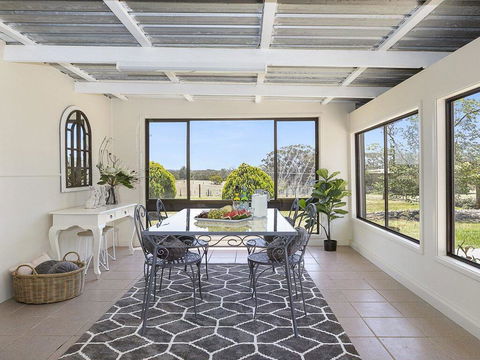 Silky Oak Cottage - Cosy With Country Views - SA Accommodation 0