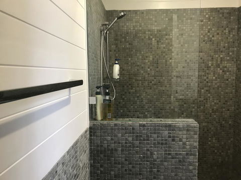 Silvermere Guesthouse - SA Accommodation 3