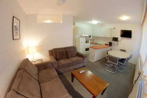 Snow Ski Apartments 19 - SA Accommodation 1