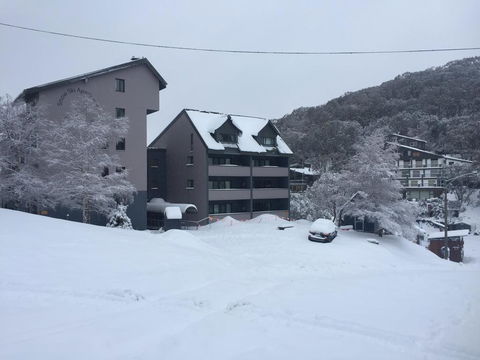 Snow Ski Apartments 28 - SA Accommodation 1