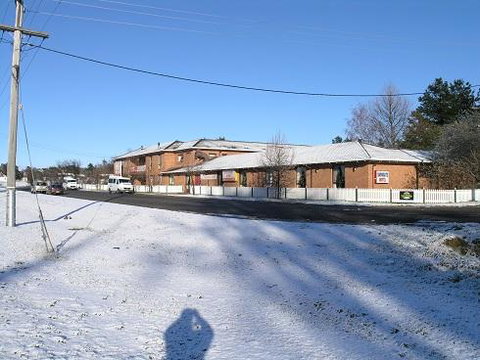 Snowgate Motel + Apartments - SA Accommodation 0