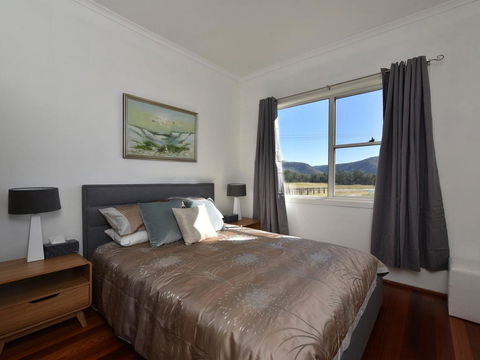 Somerville Wines Farmstay In Broke, Super Cute House On Working Farm. Walk For Miles. - SA Accommodation 3