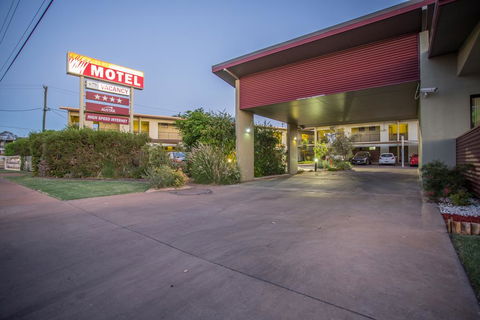 Spinifex Motel And Serviced Apartments - SA Accommodation 1