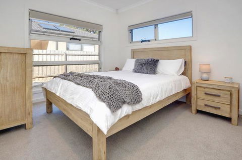 Staughton Sounds - SA Accommodation 2