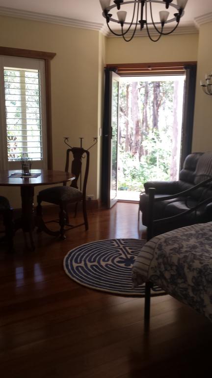 Stringybark Hills Retreat - SA Accommodation 3
