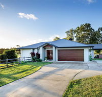Sunset Retreat Airlie Beach Rural Getaway - SA Accommodation