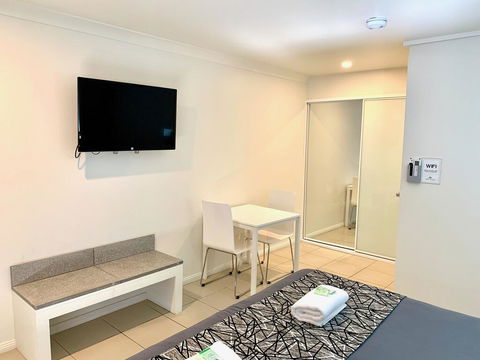 Surf Beach Motel Coffs - SA Accommodation 2