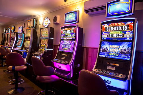 Edgewater Hotel - SA Accommodation 1