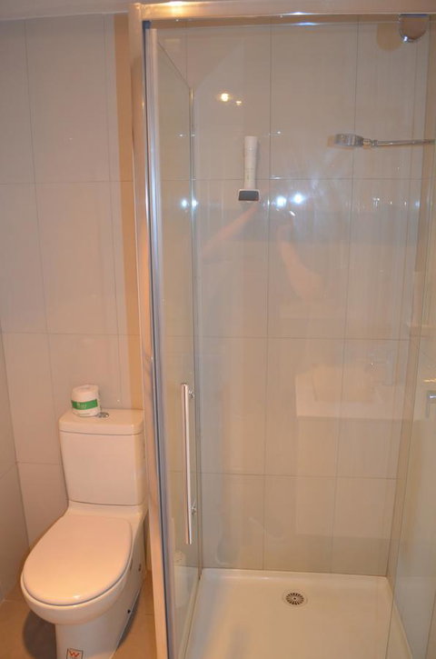 Empire Hotel Queenstown - SA Accommodation 2