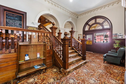 Empire Hotel Queenstown - SA Accommodation 3