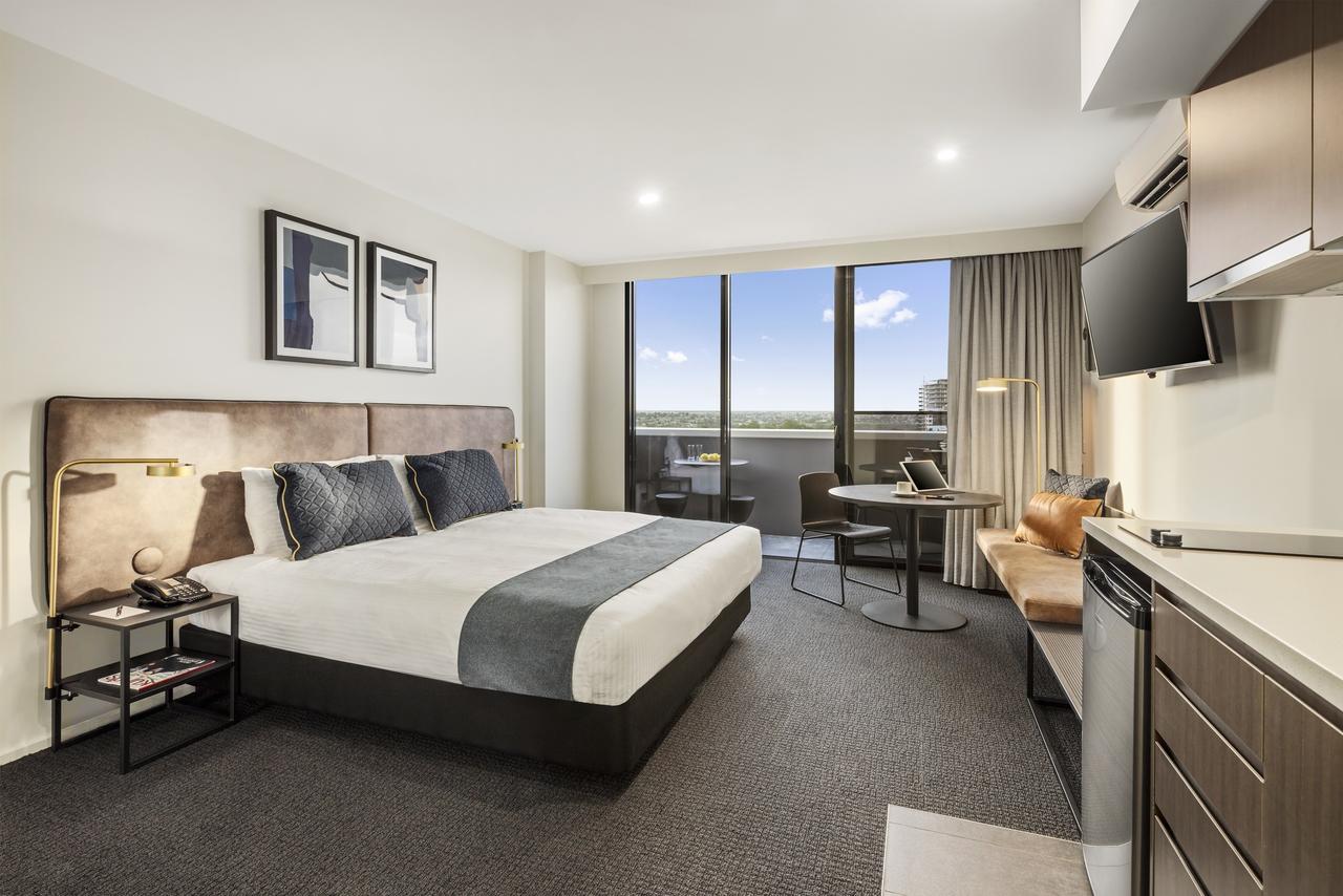 Rockbank VIC SA Accommodation