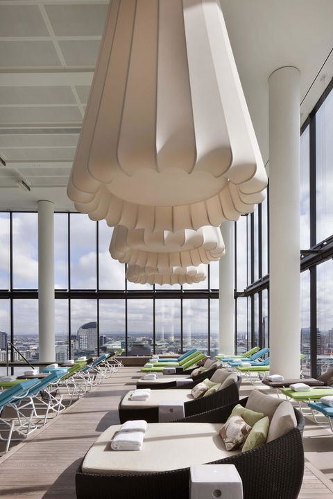 Crown Metropol Melbourne - SA Accommodation 15