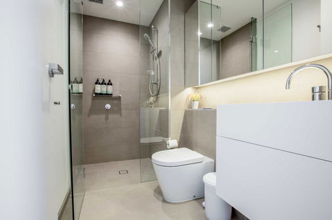 New Eureka 108 Hotel Apartments - SA Accommodation 0