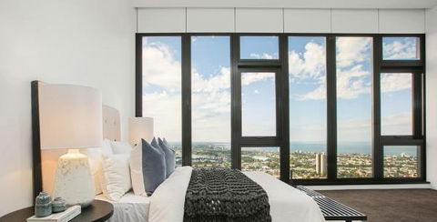 Experience Platinum Hotel Apartments - SA Accommodation 19