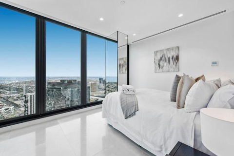 Experience Platinum Hotel Apartments - SA Accommodation 13