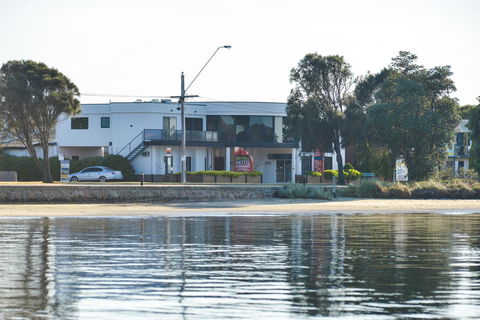 Heyfield Motel And Apartments - SA Accommodation 5