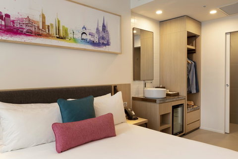 Ibis Melbourne Central - SA Accommodation 40