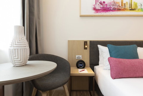 Ibis Melbourne Central - SA Accommodation 41