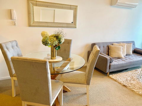 Luxury Apartments With View - SA Accommodation 13