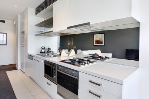 Corporate Keys - Freshwater Place - SA Accommodation 22