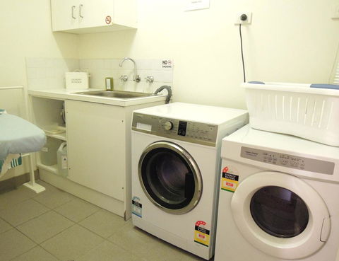Plough Hotel - SA Accommodation 29