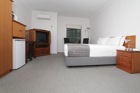 Quality Inn & Suites The Menzies - SA Accommodation 4