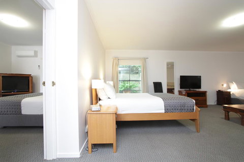 Quality Inn & Suites The Menzies - SA Accommodation 11