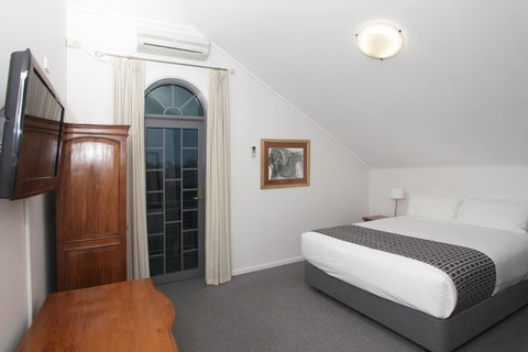 Quality Inn & Suites The Menzies - SA Accommodation 28