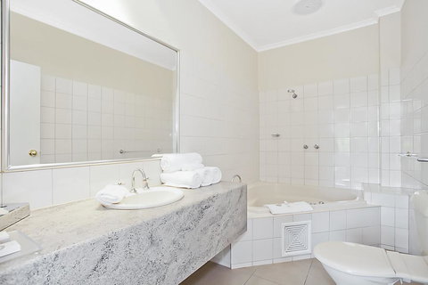 Quality Inn & Suites The Menzies - SA Accommodation 31