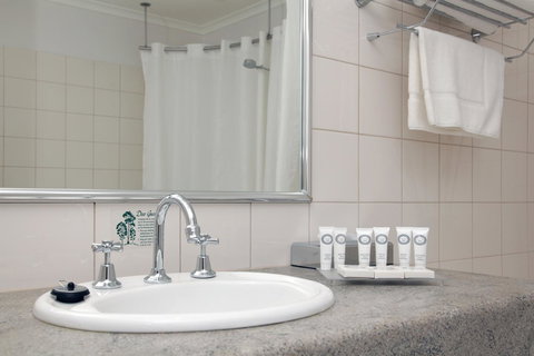 Quality Inn & Suites The Menzies - SA Accommodation 41