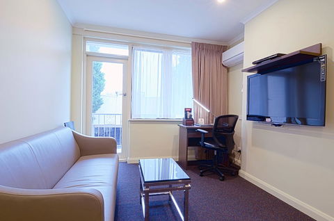 Park Squire Motor Inn & Serviced Apartments - SA Accommodation 9