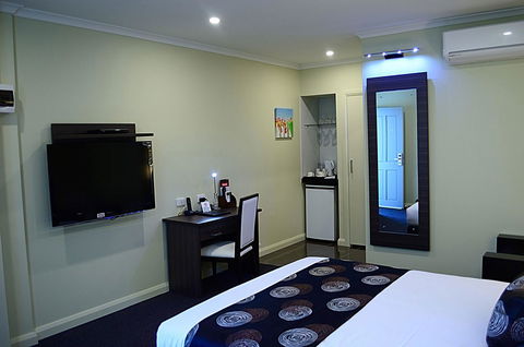 Park Squire Motor Inn & Serviced Apartments - SA Accommodation 3