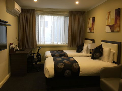 Park Squire Motor Inn & Serviced Apartments - SA Accommodation 11