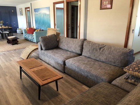 Beautiful, Cosy And Quiet - SA Accommodation 5