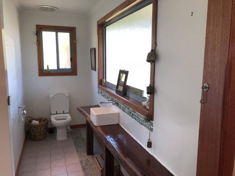 Beautiful, Cosy And Quiet - SA Accommodation 30