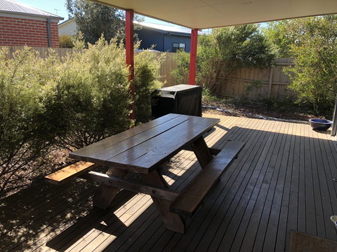 Beautiful, Cosy And Quiet - SA Accommodation 24