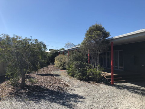 Beautiful, Cosy And Quiet - SA Accommodation 33